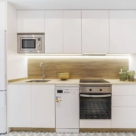 Bs Brand New Triplex Private Terrace Downtown Parking Daire *