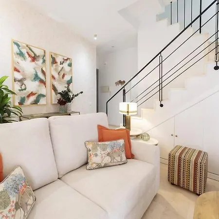 Bs Brand New Triplex Private Terrace Downtown Parking Apartment