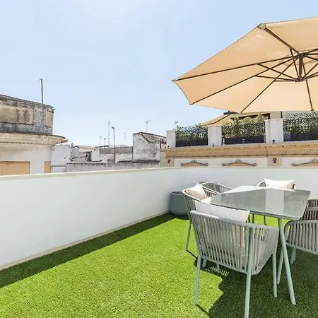 Bs Brand New Triplex Private Terrace Downtown Parking Sevilla