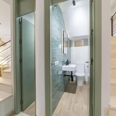 Bs Brand New Triplex Private Terrace Downtown Parking